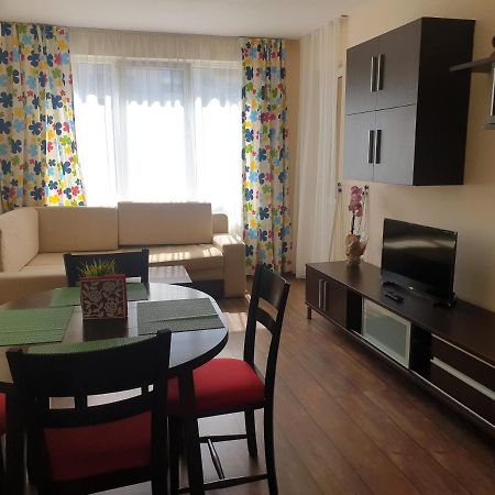 Sunny Apartment Burgas Luaran gambar
